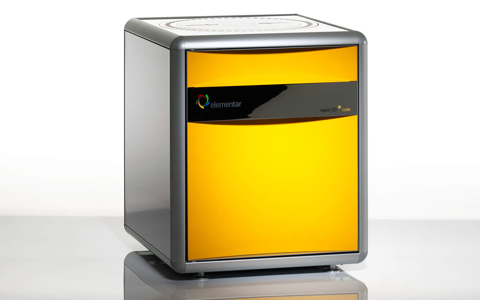 Carbon and sulfur analyzer rapid CS cube